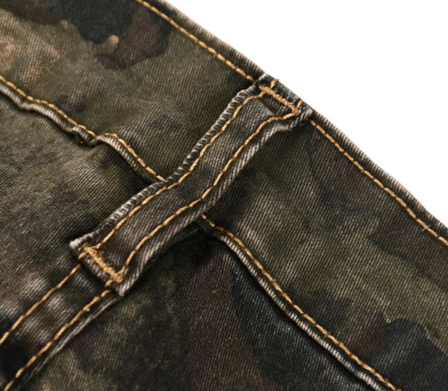 QUAR7IERR CAMO WIDE LEG JEANS