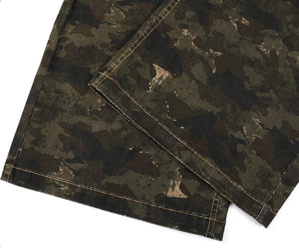 QUAR7IERR CAMO WIDE LEG JEANS