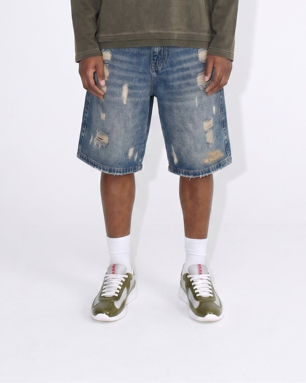 QUAR7IERR STATIC WASH DENIM SHORTS