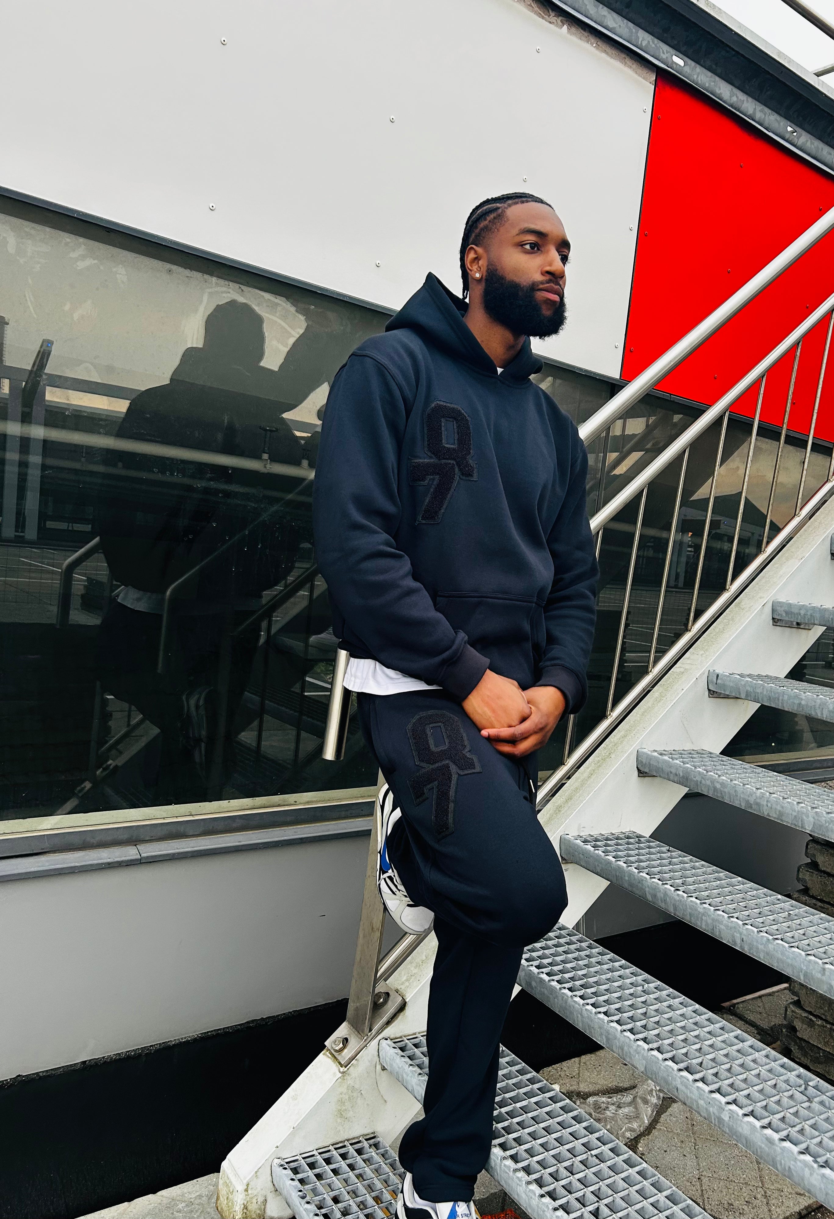 Q7 LOGO MIDNIGHT BLACK TRACKSUIT