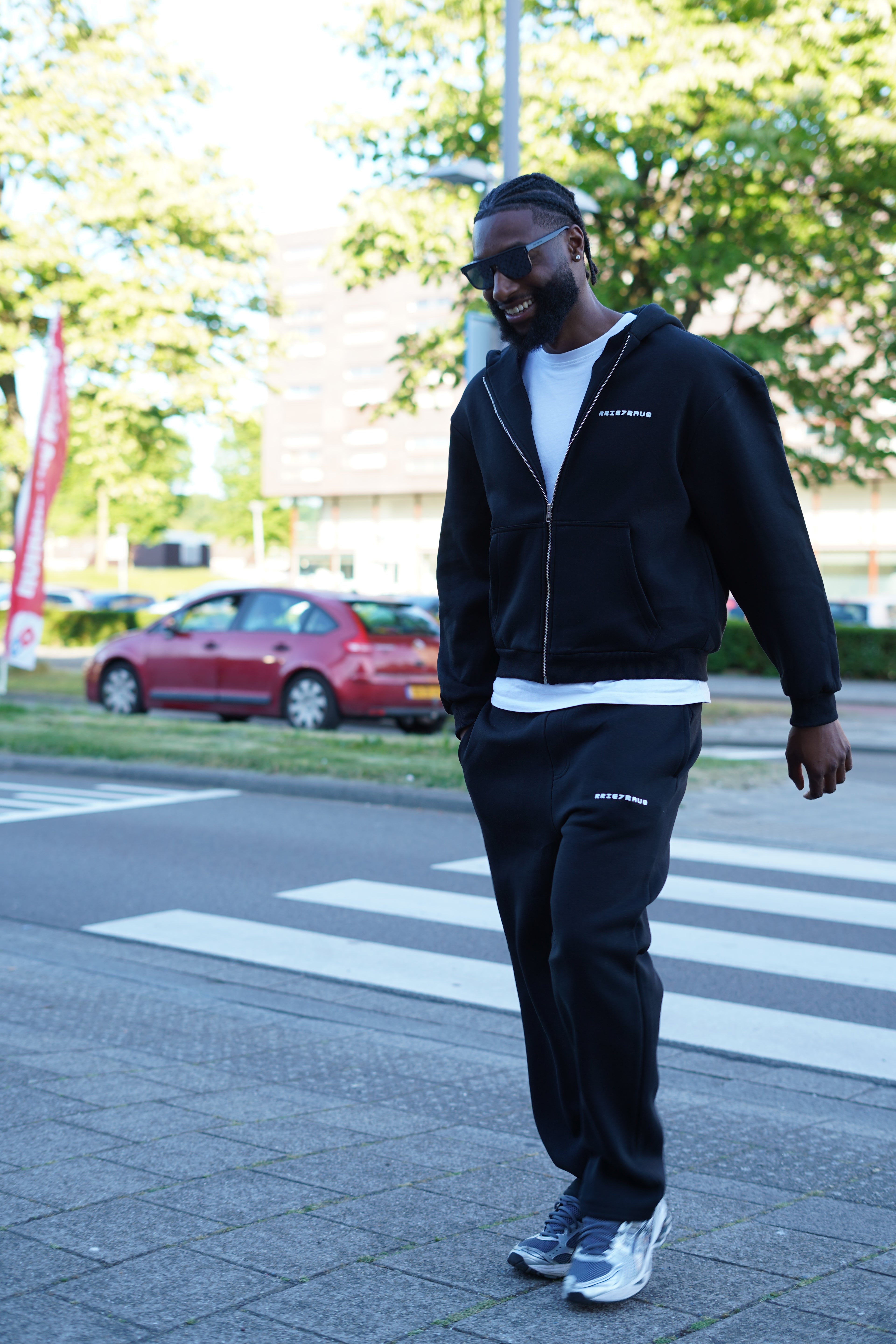 RRIE7RAUQ MIDNIGHT BLACK TRACKSUIT